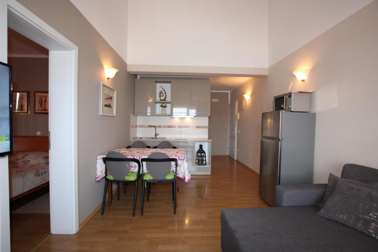 Apartments Markus Poreč Buitenkant foto